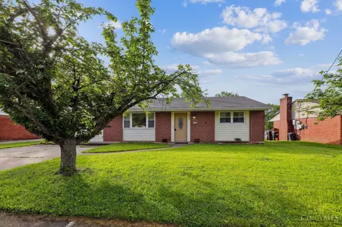 982 Seminole Trl, Milford, OH 45150