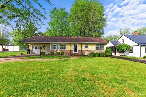 301 Mill St, Blanchester, OH 45107 photo 1