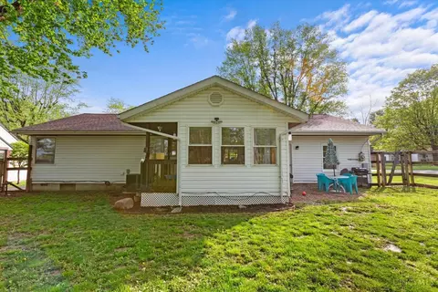 301 Mill St, Blanchester, OH 45107 photo 6