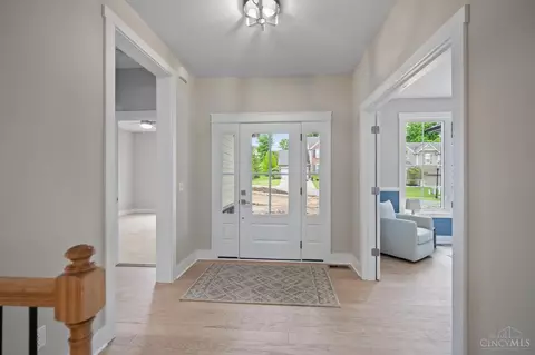Entry Way - 8641 Doris Pl, Cleves, OH 45002 photo 2 of 6