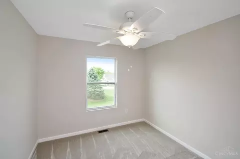 863 Ellery Dr, Cincinnati, OH 45245 photo 22