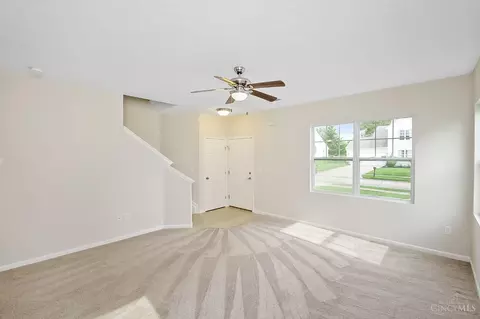 863 Ellery Dr, Cincinnati, OH 45245 photo 5