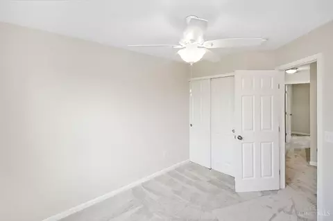 863 Ellery Dr, Cincinnati, OH 45245 photo 23