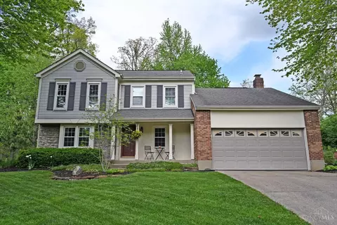 8948 Creekwood Dr, Maineville, OH 45039