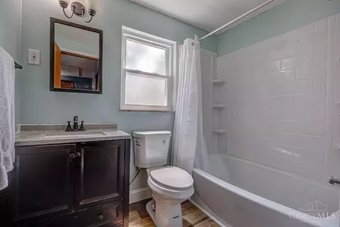 Bath - 708 Dair Ave, Harrison, OH 45030 photo 3 of 3