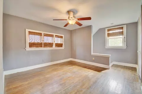 Bedroom - 1610 Minion Ave, Cincinnati, OH 45205 photo 1 of 3
