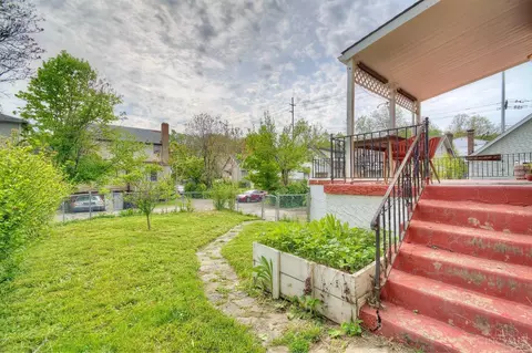 Exterior - 1610 Minion Ave, Cincinnati, OH 45205 photo 5 of 7