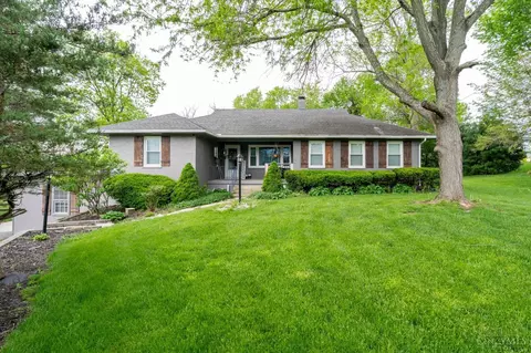 135 Beekin Dr, Hillsboro, OH 45133