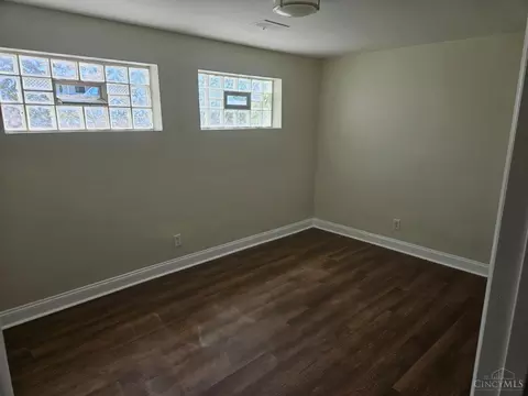 1532 Meredith Dr, Cincinnati, OH 45231 photo 8