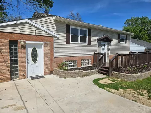 1532 Meredith Dr, Cincinnati, OH 45231