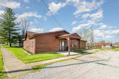 429 Charity St, Bethel, OH 45106