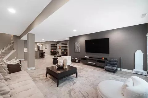 Living - 11241 Snider Rd, Cincinnati, OH 45249 photo 9 of 9
