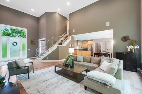 Living - 11241 Snider Rd, Cincinnati, OH 45249 photo 2 of 9