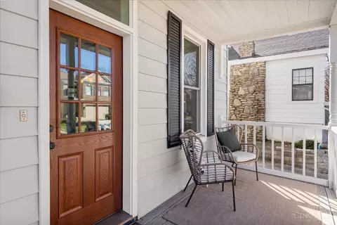 Exterior - 3375 Everson Ave, Cincinnati, OH 45209 photo 2 of 6