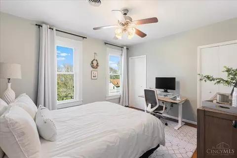 Bedroom - 3375 Everson Ave, Cincinnati, OH 45209 photo 5 of 6