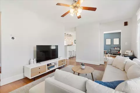 Living - 3375 Everson Ave, Cincinnati, OH 45209 photo 3 of 3