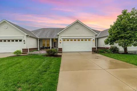 1315 Grovesedge Dr, Hamilton Township, OH 45039