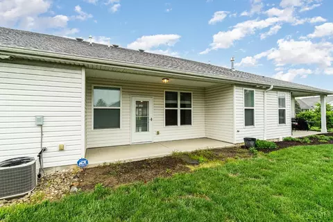 1315 Grovesedge Dr, Hamilton Township, OH 45039 photo 19