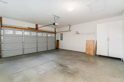 1315 Grovesedge Dr, Hamilton Township, OH 45039 photo 17