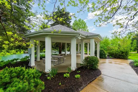 1315 Grovesedge Dr, Hamilton Township, OH 45039 photo 25