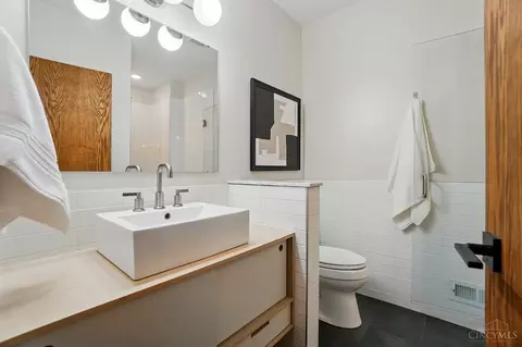 Bath - 1428 Main St, Cincinnati, OH 45202 photo 3 of 8
