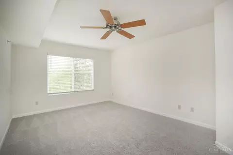 Bedroom - 1492 Shadowood Trl, Hamilton Township, OH 45039 photo 2 of 4