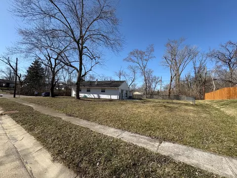 759 David Blvd, Franklin, OH 45005 photo 3