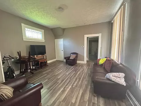 1242 Quebec Rd, Cincinnati, OH 45205 photo 9