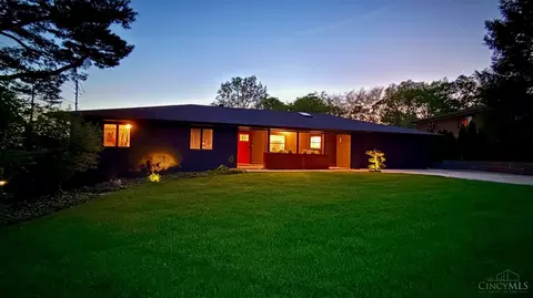 5525 Mapleridge Dr, Cincinnati, OH 45227