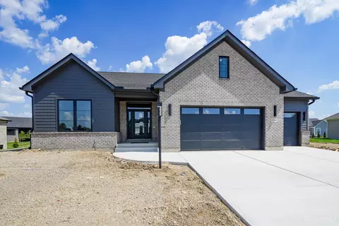9268 Chaumont Ave, Dayton, OH 45458