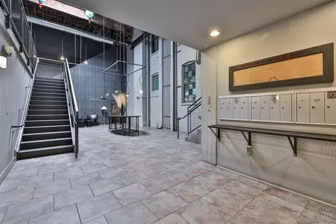 Entry Way - 512 Reading Rd, Cincinnati, OH 45202 photo 1 of 1