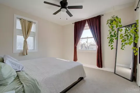 Bedroom - 3461 Bevis Ave, Cincinnati, OH 45207 photo 2 of 3