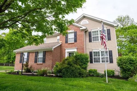 748 Village Green Pkwy, Hamilton Township, OH 45039