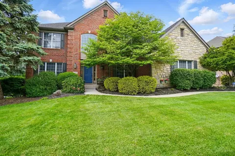 11185 Woodlands Way, Blue Ash, OH 45241