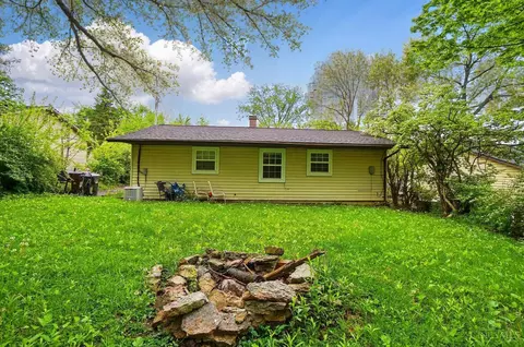 Exterior - 2489 Schon Dr, Cincinnati, OH 45231 photo 2 of 3