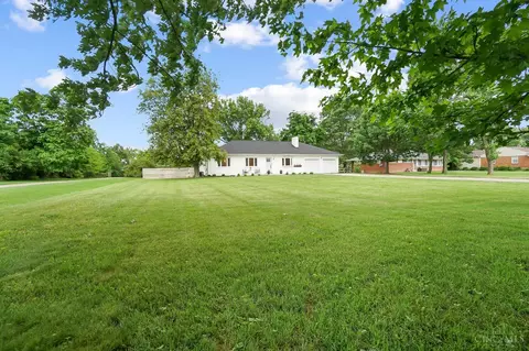 Exterior - 8203 Forest Rd, Cincinnati, OH 45255 photo 3 of 22