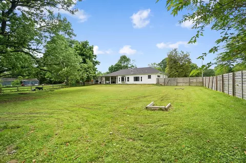 Exterior - 8203 Forest Rd, Cincinnati, OH 45255 photo 18 of 22