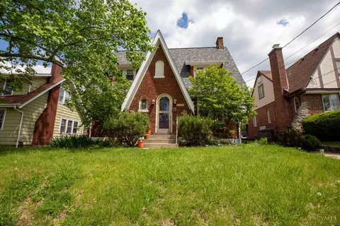6320 Heitzler Ave, Cincinnati, OH 45224