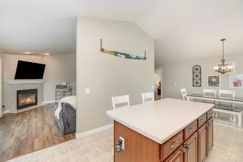 Entry Way - 129 Willow Run Rd, Mount Orab, OH 45154 photo 1 of 1