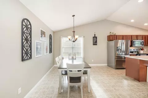 Dining - 129 Willow Run Rd, Mount Orab, OH 45154 photo 1 of 1