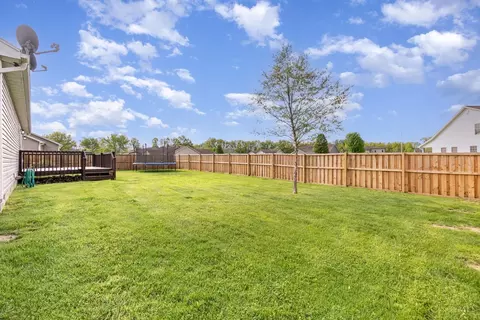 Exterior - 129 Willow Run Rd, Mount Orab, OH 45154 photo 6 of 7