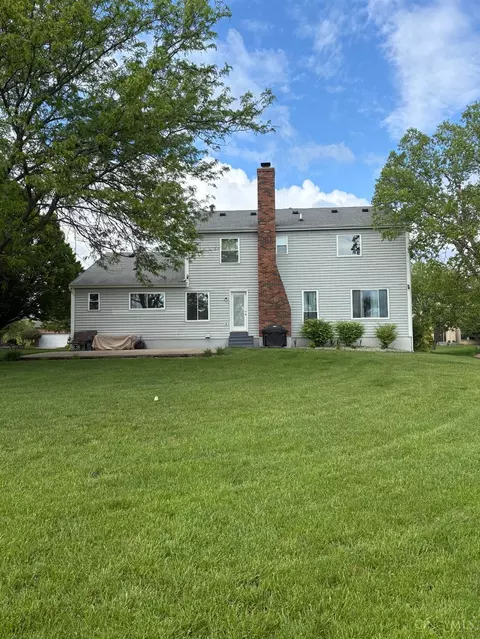 8297 Lakevalley Dr, Colerain Twp, OH 45247