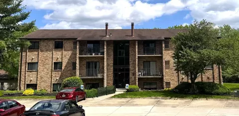543 Davis Rd, Cincinnati, OH 45255