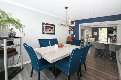 Dining - 1007 John St, Cincinnati, OH 45203 photo 3 of 3