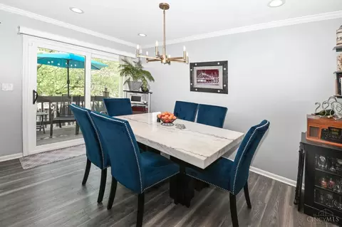 Dining - 1007 John St, Cincinnati, OH 45203 photo 2 of 3