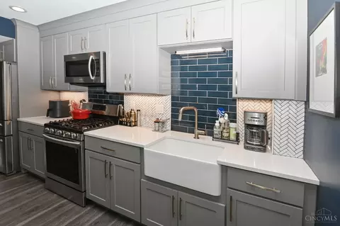 Kitchen - 1007 John St, Cincinnati, OH 45203 photo 8 of 8