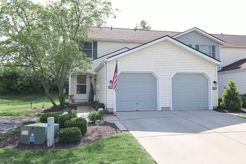 8033 Mill Creek Cir, West Chester, OH 45069