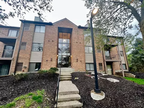 7645 Montgomery Rd, Cincinnati, OH 45236