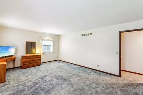 3679 Hopper Ridge Rd, Cincinnati, OH 45255 photo 24