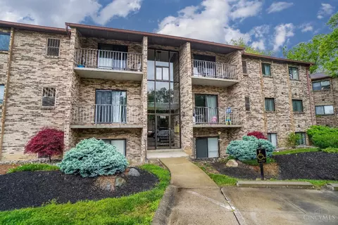 7213 Creekview Dr, Colerain Twp, OH 45247